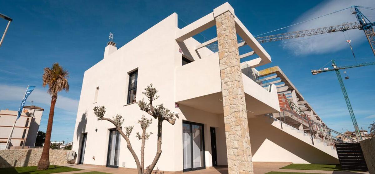 Продажа отдельного шале в  Casa o chalet en Punta Prima, Torrevieja, Торревьеха photo 3