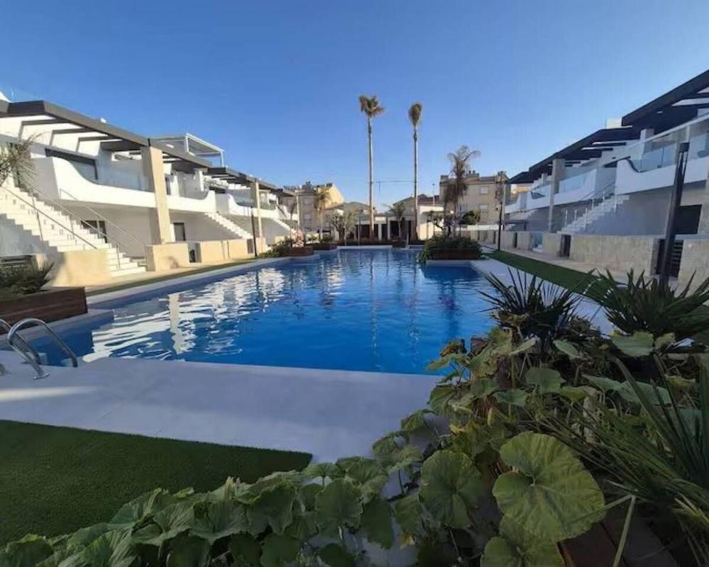 Продажа отдельного шале в  Casa o chalet en Punta Prima, Torrevieja, Торревьеха photo 5