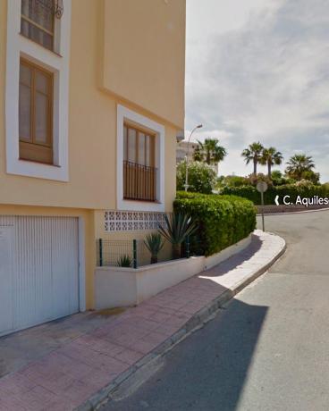 Garaż na sprzedaż w Torreblanca , Torrevieja thumbnail 3