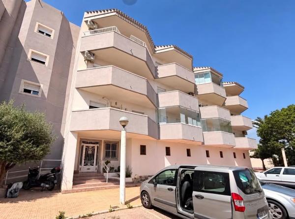Продажа квартиры на Piso en Calle Isla Menorca, La Regia, Orihuela, Ориуэла
photo 1