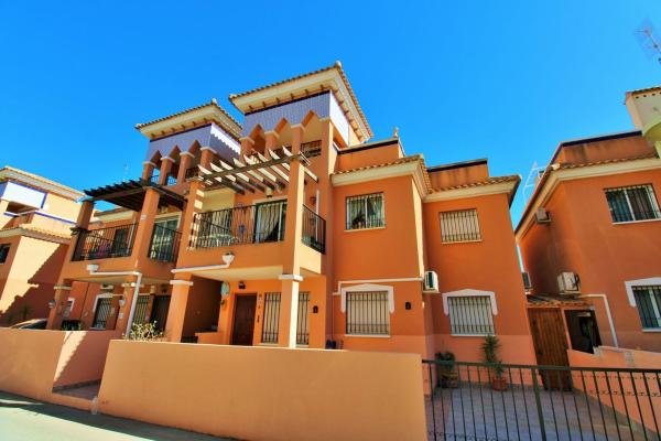 Аттик на продажу в  Ático en Calle Guapiles, 5, Playa Flamenca, Orihuela, Ориуэла photo 2