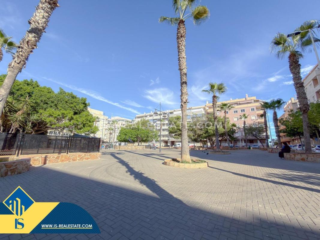 Sale of apartment in Piso en Playa del Cura, Torrevieja, Torrevieja
photo 3