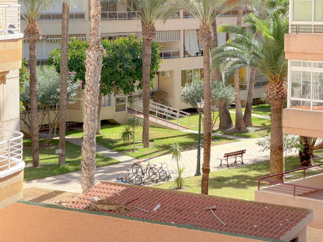 Venta de piso en Piso en Playa de los Locos, Torrevieja, Torrevieja
photo 1