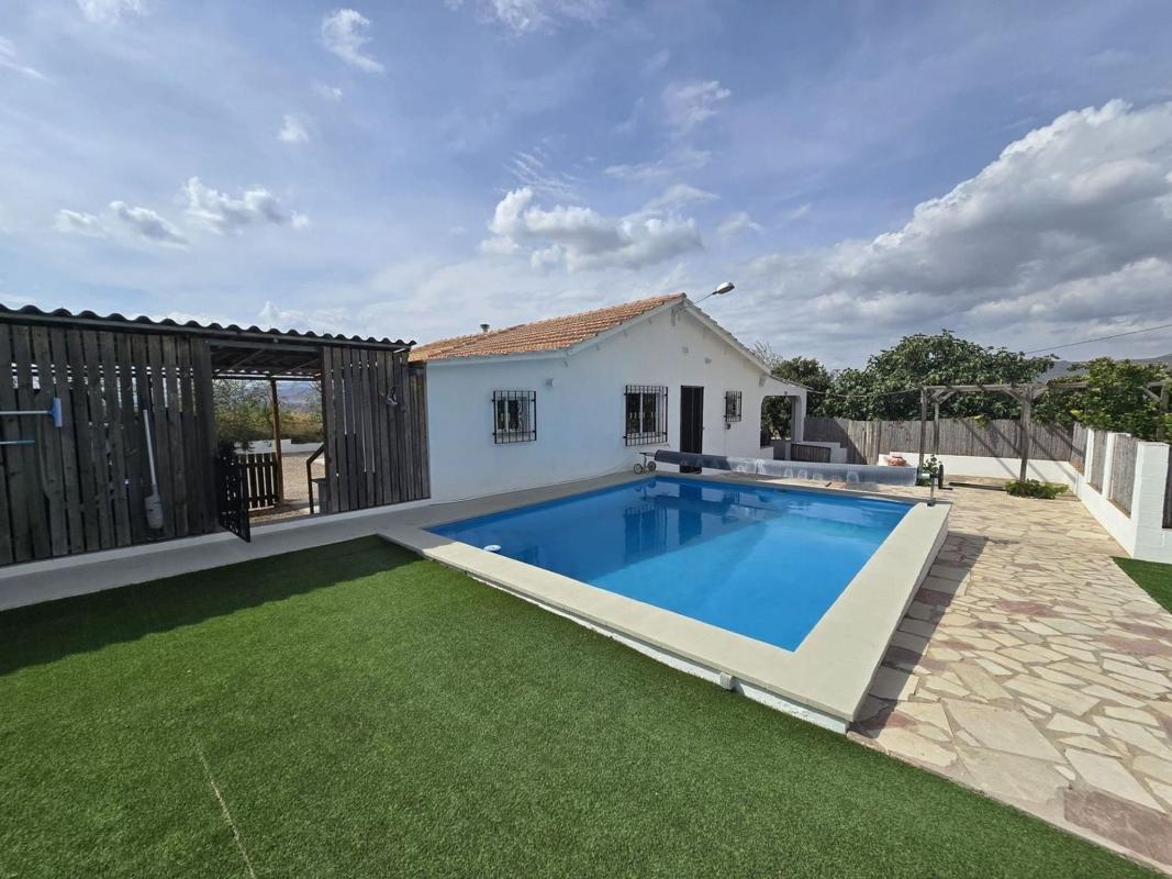 Venta de chalet independiente en Casa o chalet en Plaza Poligono 2, Sax, Sax
photo 1