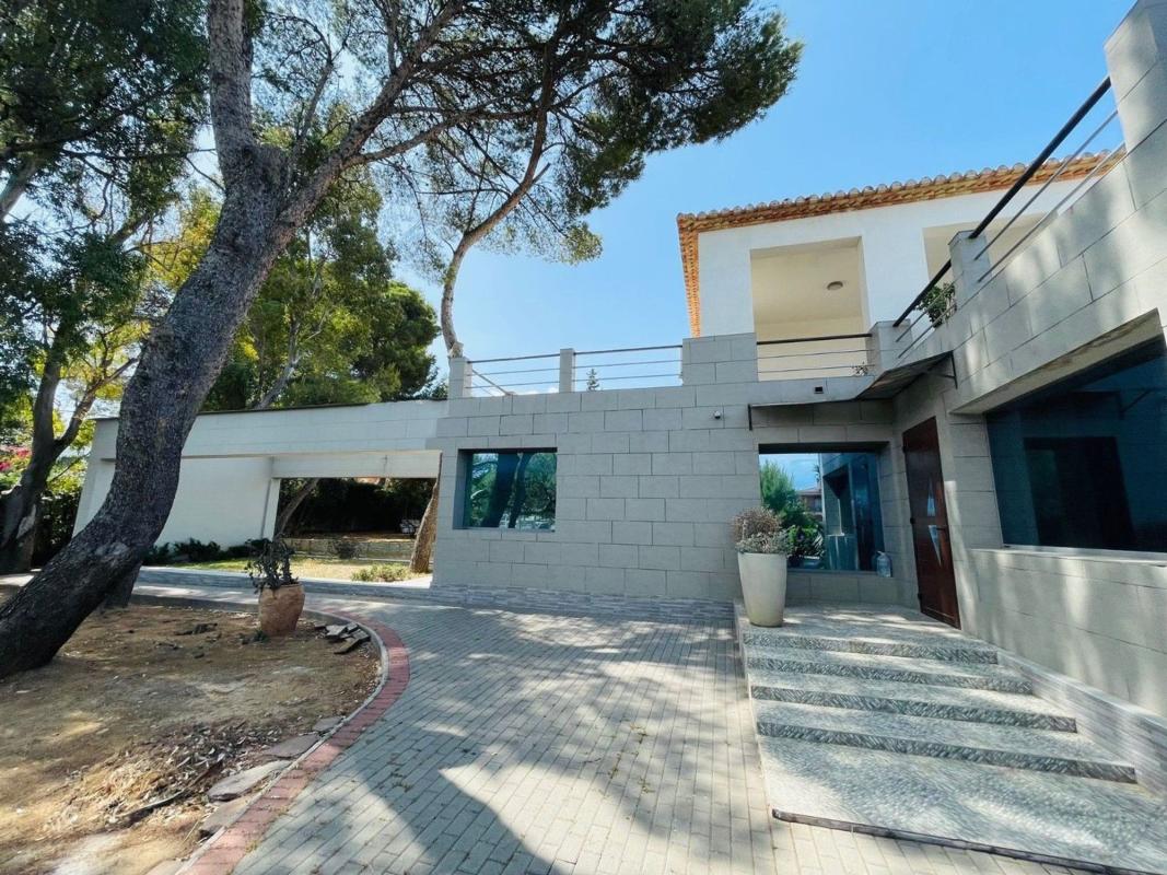 Propiedades en venta y alquiler en España photo 5