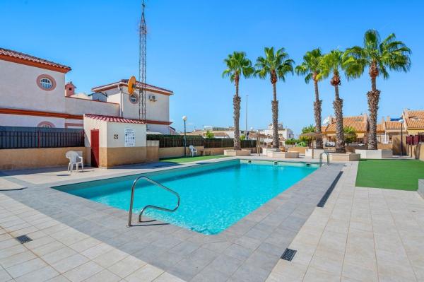 Chalet adosado en Pedro Maria Unanue, 24, San Fulgencio thumbnail 2