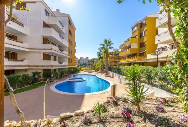 Sale of flat in Piso en Calle Mar Rizada, Punta Prima, Torrevieja, Torrevieja
thumbnail 2