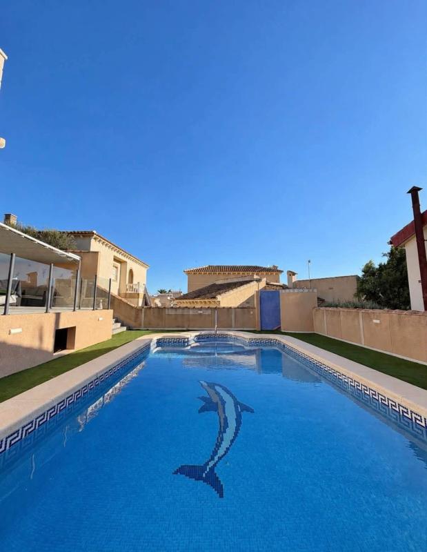 Propiedades en venta y alquiler en España photo 3