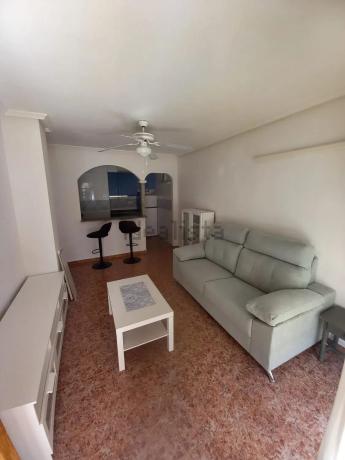 Продажа квартиры на Piso en Avenida Diego Ramírez Pastor, 280, Playa de los Locos, Torrevieja, Торревьеха
photo 1