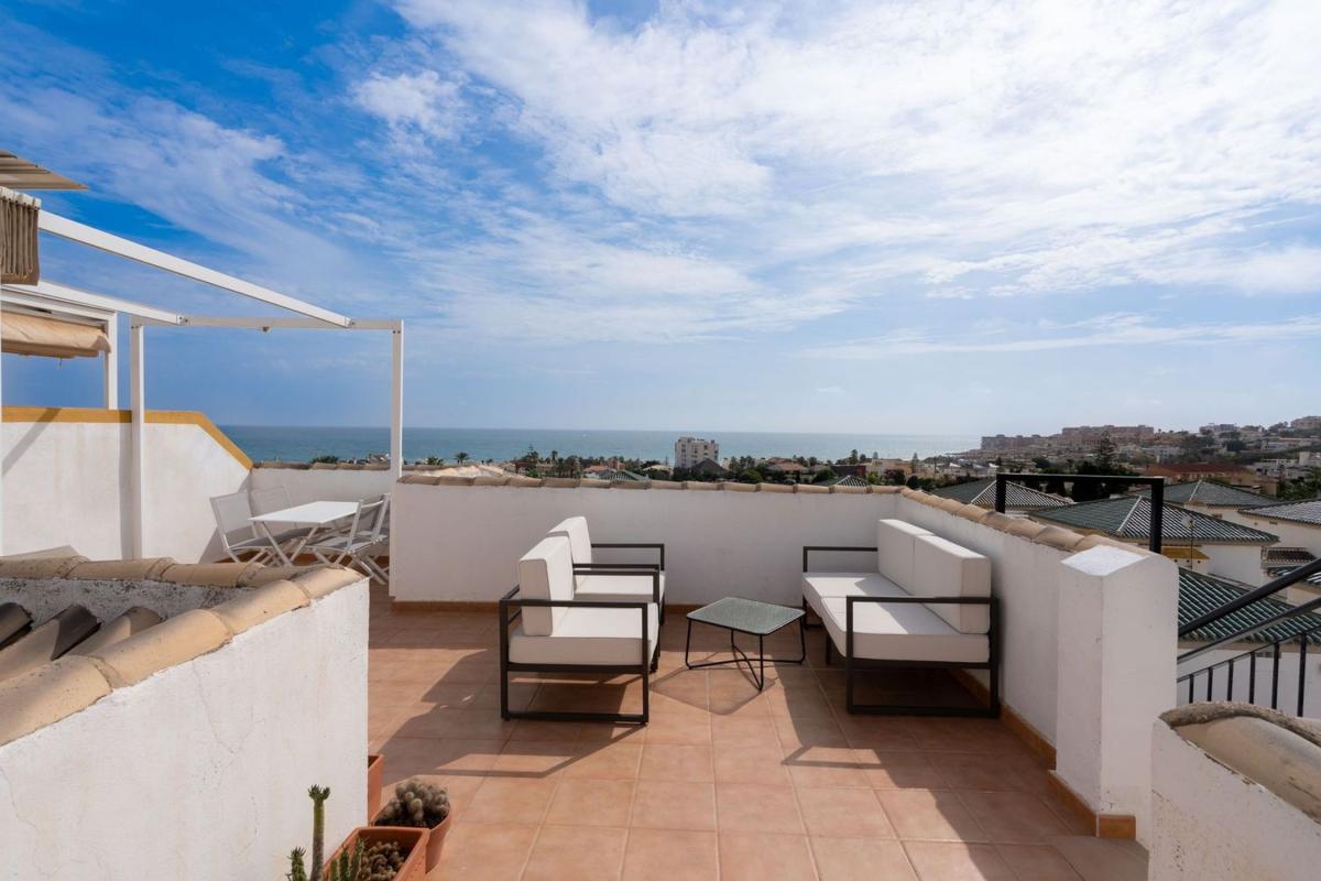 Venta de ático en Ático en Calle Mimosas, Cañada del Molino, Torrevieja, Torrevieja photo 3