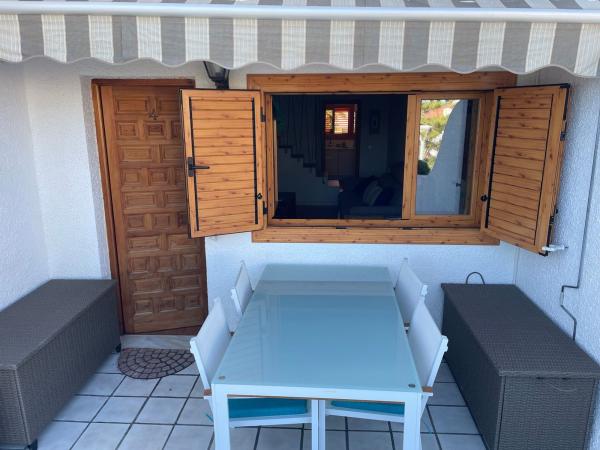 Chalet adosado en Avenida de la Armada Española, 66, Calas de Santa Pola este, Santa Pola photo 1
