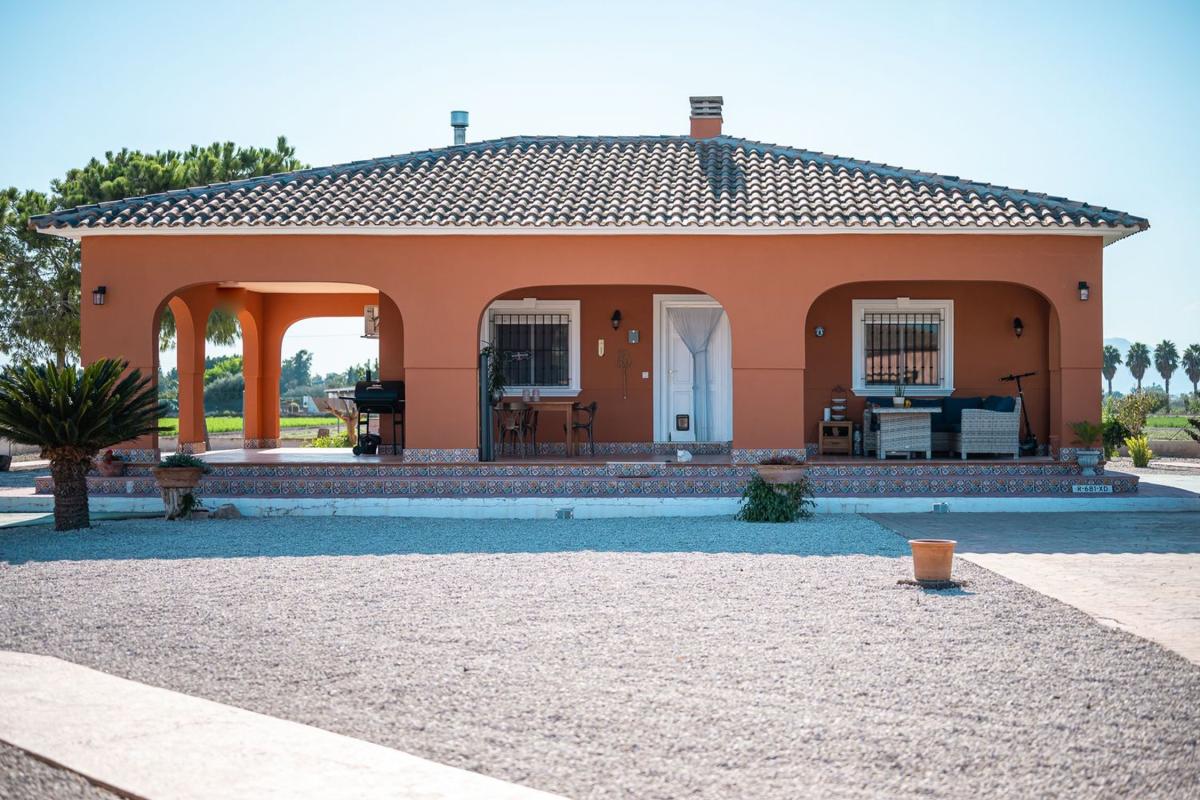 Propiedades en venta y alquiler en España photo 2