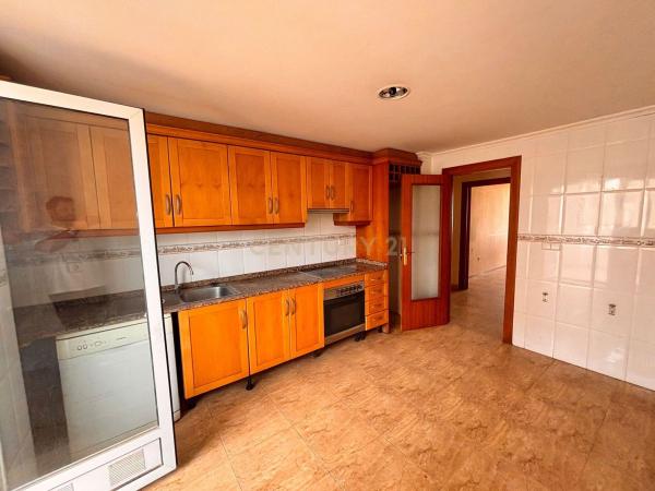 Продажа квартиры на Piso en Calle Colón, 34, Castalla, Касталья
 photo 4