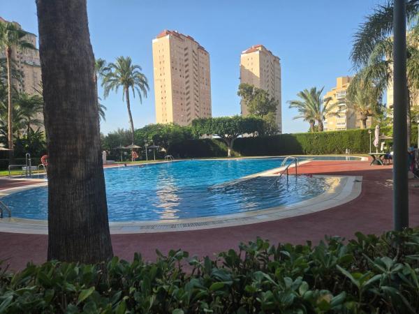 Продажа квартиры на Piso en Avenida del Fabraquer, 3, Playa Muchavista, El Campello, Эль Кампельо
thumbnail 3