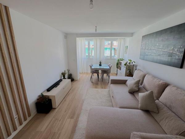 Sprzedaż mieszkania w Piso en Calle Gonzalo Mengual, Plà del Bon Repòs-La Goteta, Alicante / Alacant, Alicante / Alacant
 photo 2