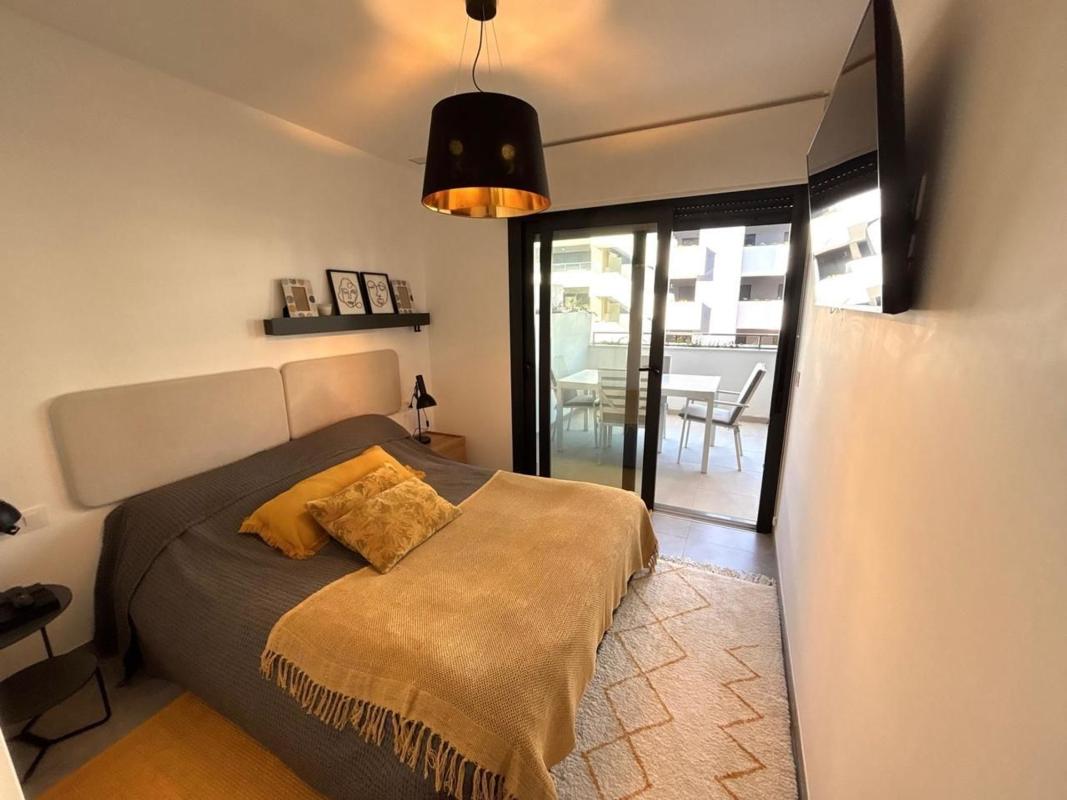 Venta de piso en Piso en Calle los Geranios, Playa Flamenca, Orihuela, Orihuela
 photo 3