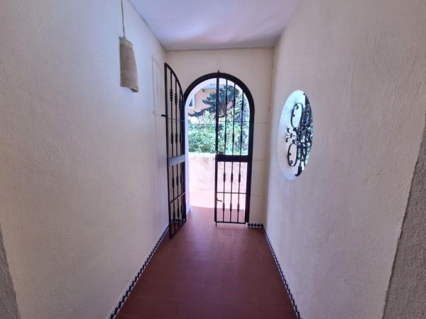 Продажа квартиры на Piso en Avenida Roentgen, Zona los Frutales, Torrevieja, Торревьеха
 photo 4