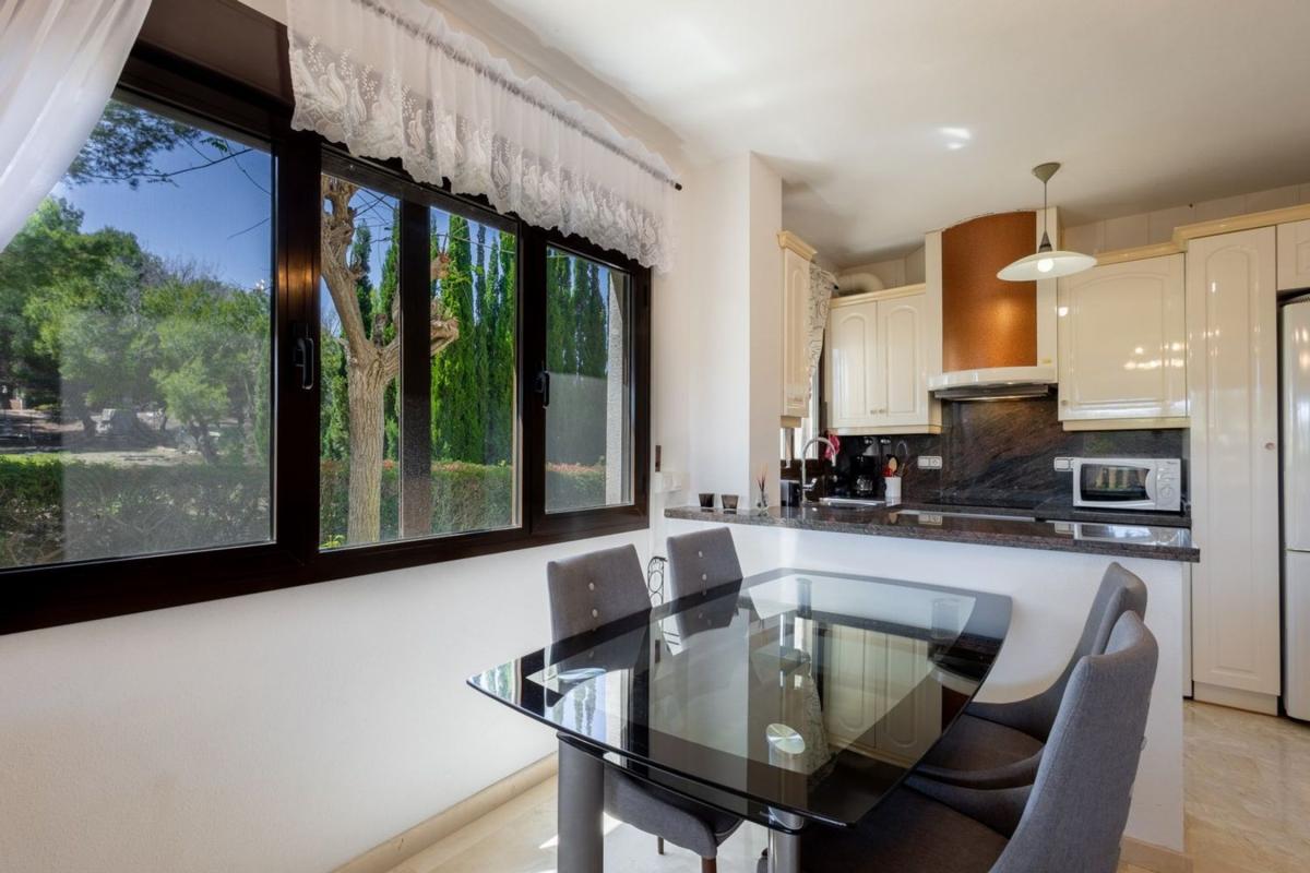 Продажа квартиры на Piso en Calle Anfora, Las Ramblas, Orihuela, Ориуэла
 photo 5