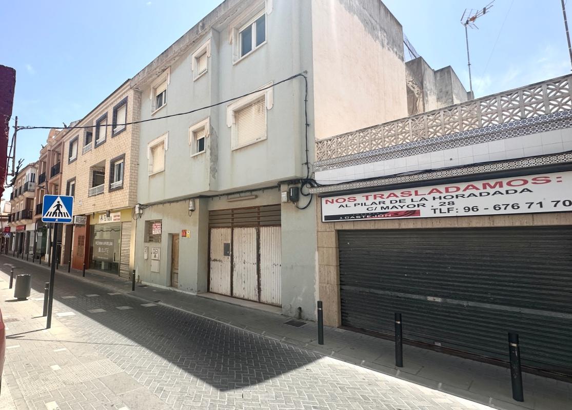 Properties for sale and rent in Spain photo 4