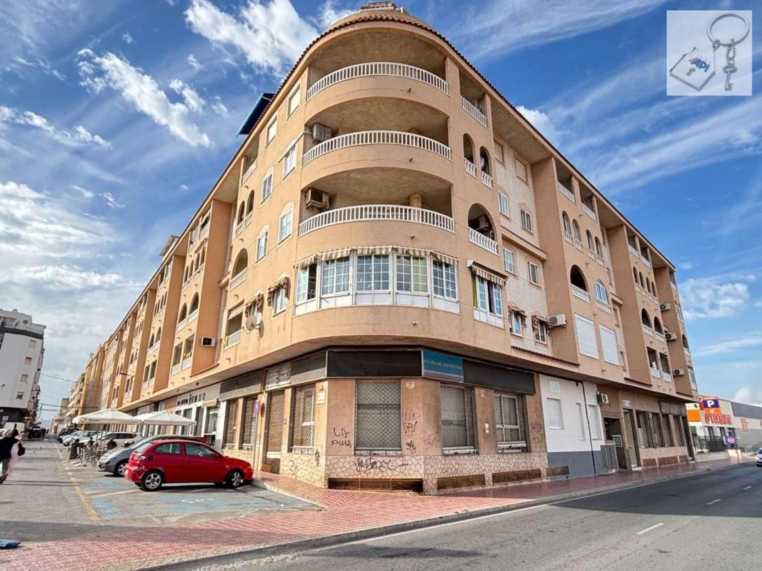 Sprzedaż mieszkania w Piso en Calle Maldonado, El Molino, Torrevieja, Torrevieja
 photo 4