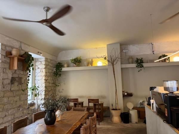 Local en Casco Histórico-Santa Cruz, Alicante / Alacant thumbnail 2