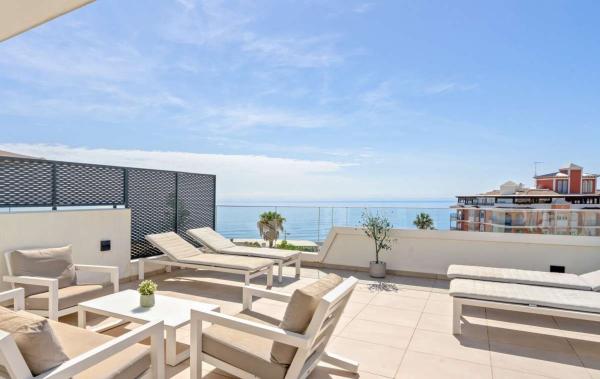 Дуплекс на продажу в Dúplex en Avenida del Peñoncillo, El Peñoncillo, Torrox, Торрокс photo 1