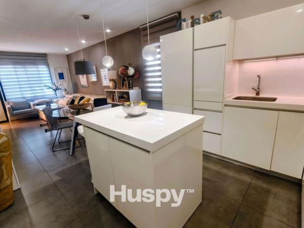 Sale of flat in Piso en Avenida Joan Miró, Calvario, Torremolinos, Torremolinos
 photo 4