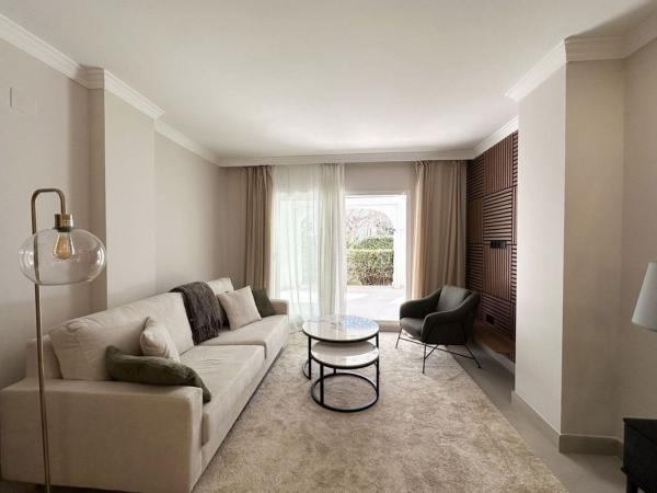 Аттик на продажу в Ático en Calle José Meliá, La Carolina-Guadalpín, Marbella, Марбелла photo 1