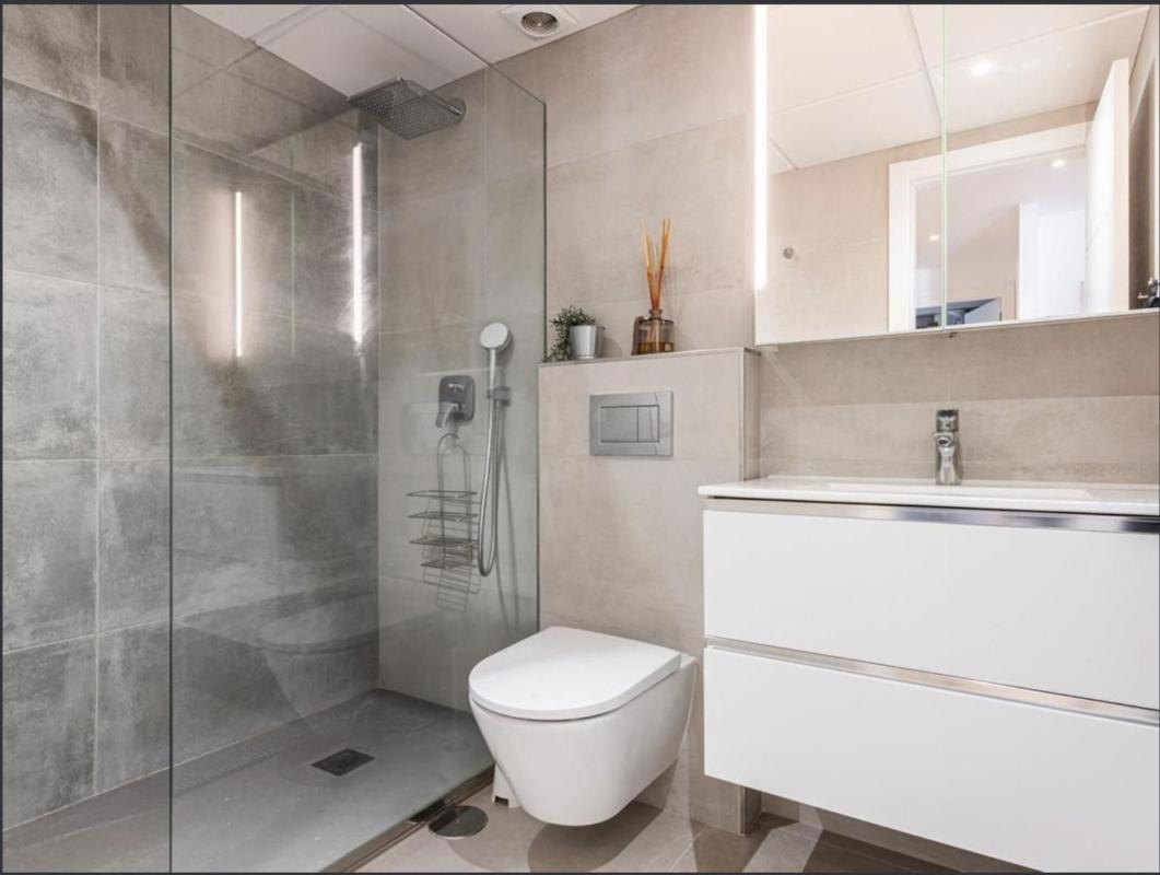 Sprzedaż mieszkania w Piso en Playa Bajadilla-Puertos, Marbella, Marbella
photo 5