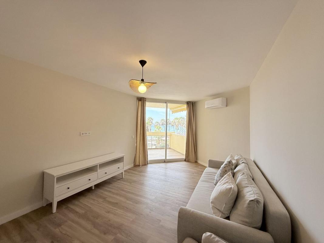 Sprzedaż mieszkania w Piso en Avenida Duque de Ahumada, 11, Playa Bajadilla-Puertos, Marbella, Marbella
 photo 3