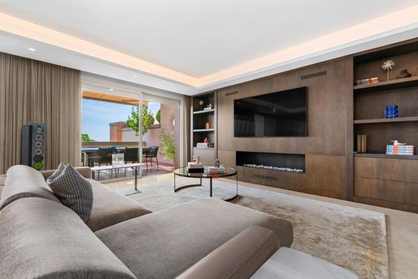 Duplex na sprzedaż w Dúplex en Las Lomas de Río Verde, Marbella, Marbella photo 3