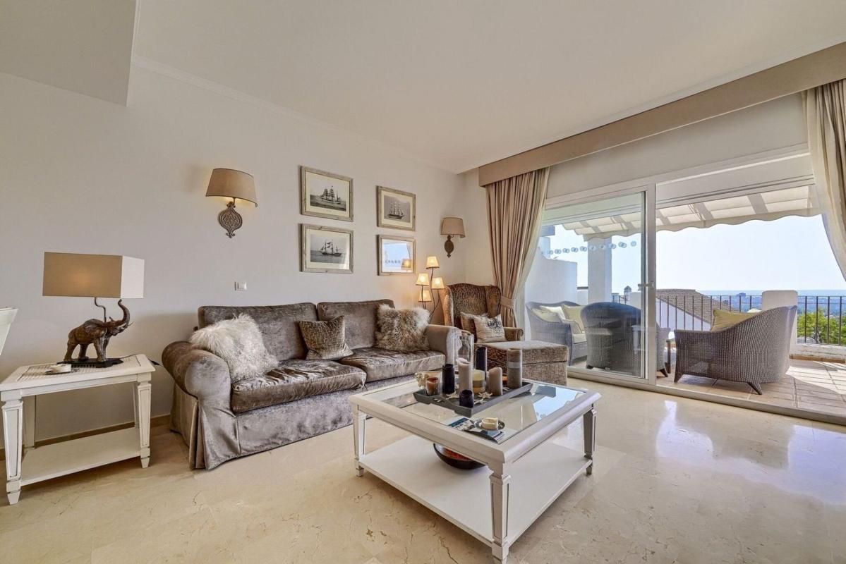 Продажа дуплекса на Dúplex en Los Naranjos, Marbella, Марбелла photo 2
