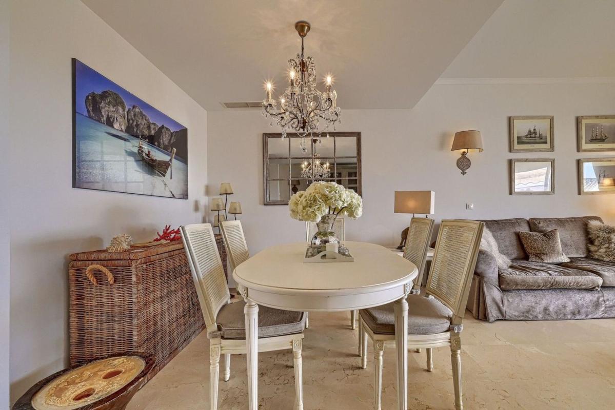 Продажа дуплекса на Dúplex en Los Naranjos, Marbella, Марбелла photo 3