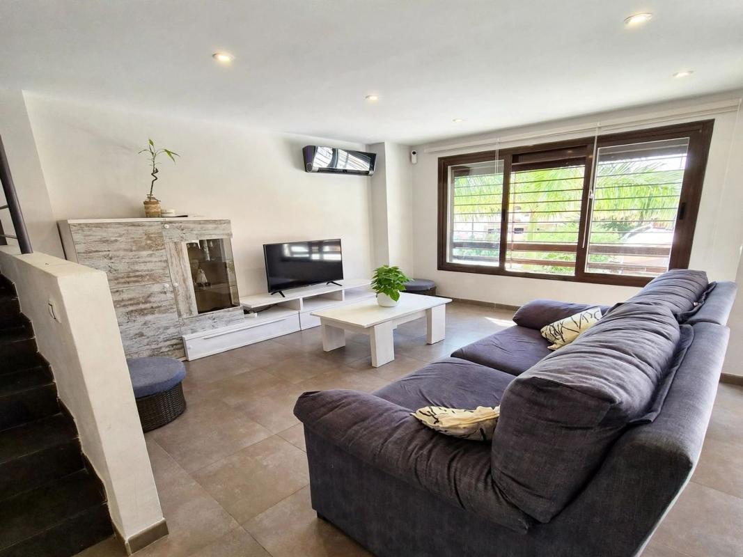 Properties for sale and rent in Spain photo 5