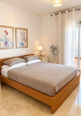 Duplex en venta en Dúplex en Calle Montejaque, 1, La Concha-Resina Golf, Estepona, Estepona thumbnail 2