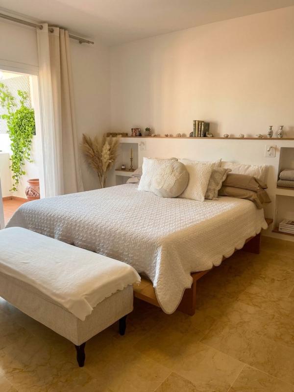 Venta de duplex en Dúplex en Calle Montejaque, 1, La Concha-Resina Golf, Estepona, Estepona photo 3