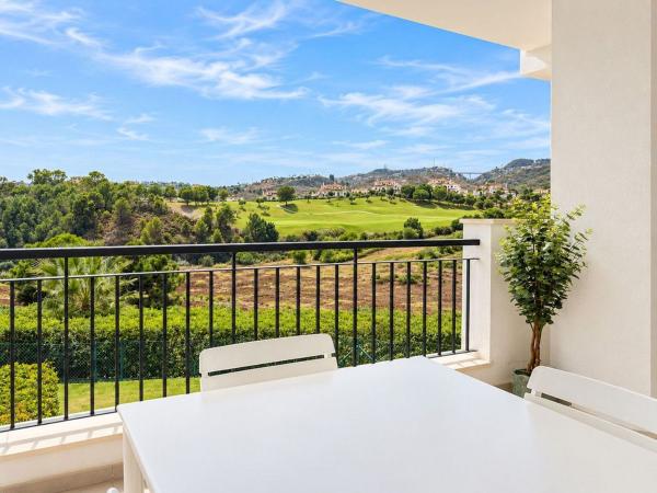 Venta de piso en Piso en Los Arqueros-Puerto del Almendro, Benahavís, Benahavís
photo 1