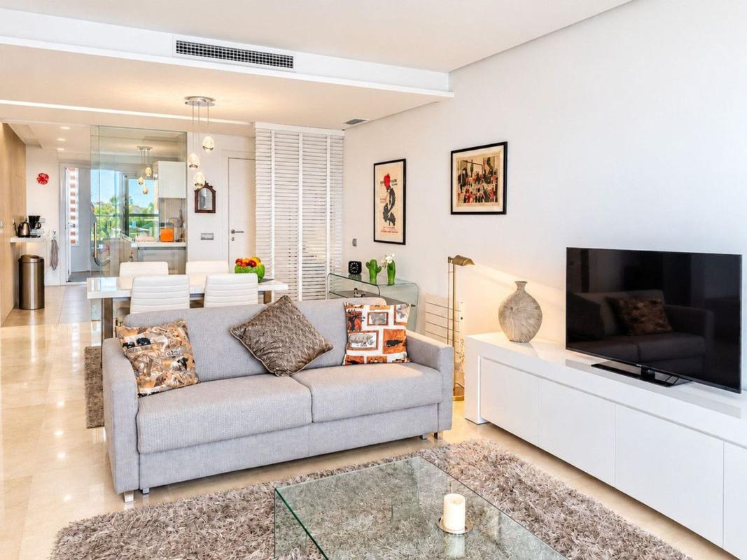 Venta de piso en Piso en Los Arqueros-Puerto del Almendro, Benahavís, Benahavís
photo 5