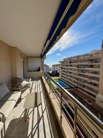 Venta de piso en Piso en Calle Ramón Areces, 2, Puerto Banús, Marbella, Marbella
photo 1