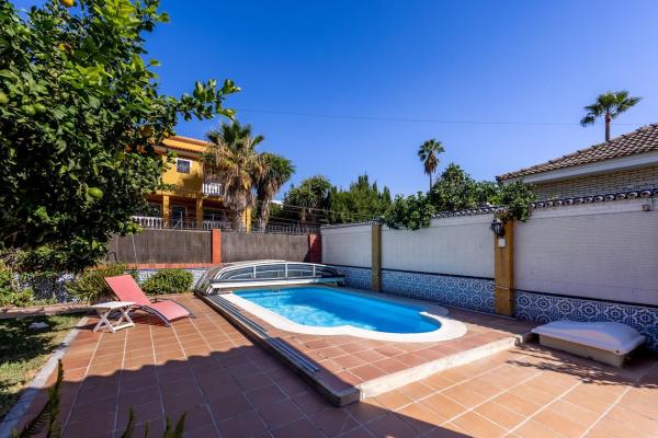 Casa o chalet independiente en Calle Cerraja, Puertosol - Santa Isabel, Málaga photo 1