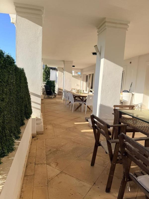 Sprzedaż mieszkania w Piso en Los Naranjos, Marbella, Marbella
 photo 5