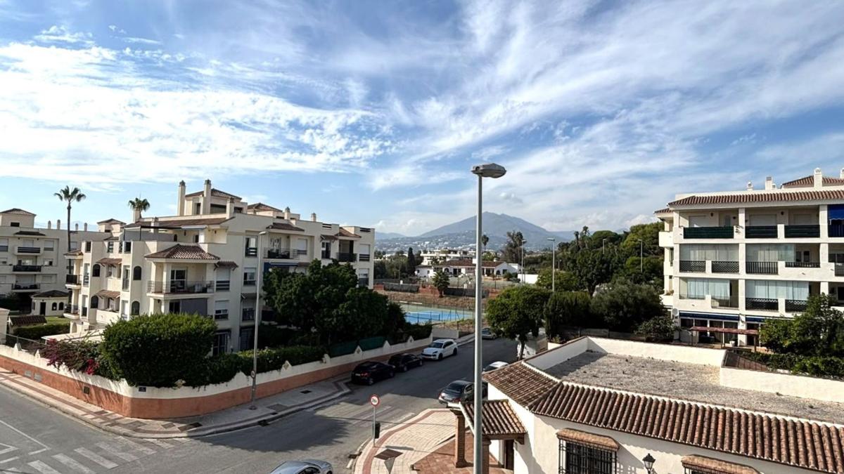 Sprzedaż mieszkania w Piso en Calle Río Elba, 1, Rodeo Alto-Guadaiza-La Campana, Marbella, Marbella
 photo 4