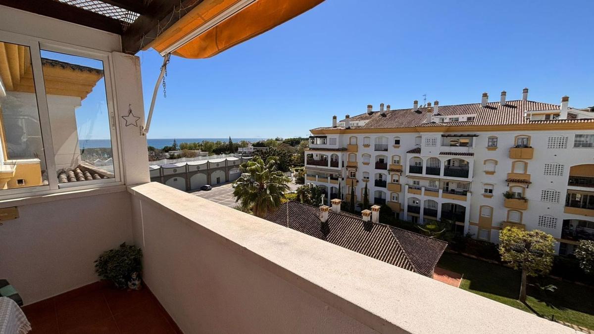 Venta de duplex en Dúplex en Lugar Nagueles, 1 b, La Carolina-Guadalpín, Marbella, Marbella photo 2