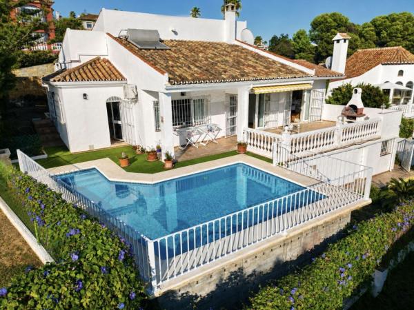 Casa o chalet independiente en Centro, Estepona photo 1