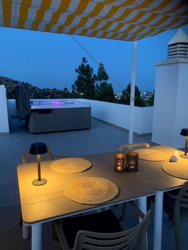 Duplex sale in Dúplex en Sitio de Calahonda, Mijas, Mijas photo 3