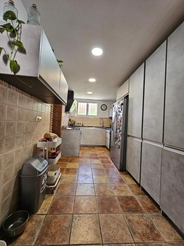 Properties for sale and rent in Spain photo 2