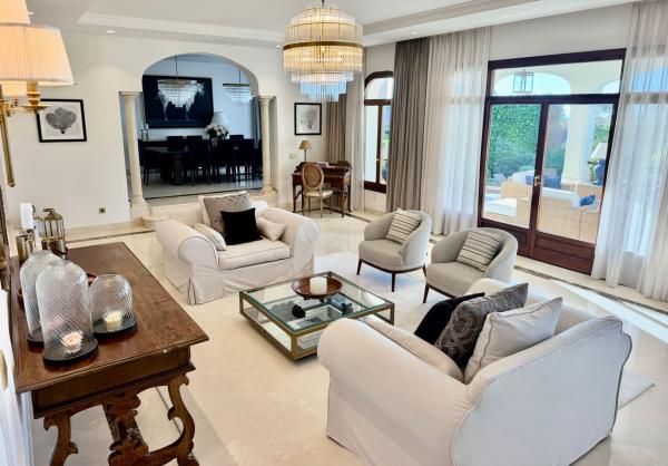 Casa o chalet independiente en Calle Liszt, 24, Sierra Blanca, Marbella thumbnail 2