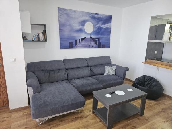 Sale of flat in Piso en La Colina, Torremolinos, Torremolinos
thumbnail 3