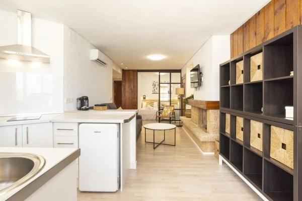 Sale of flat in Piso en El Bajondillo, Torremolinos, Torremolinos
thumbnail 2