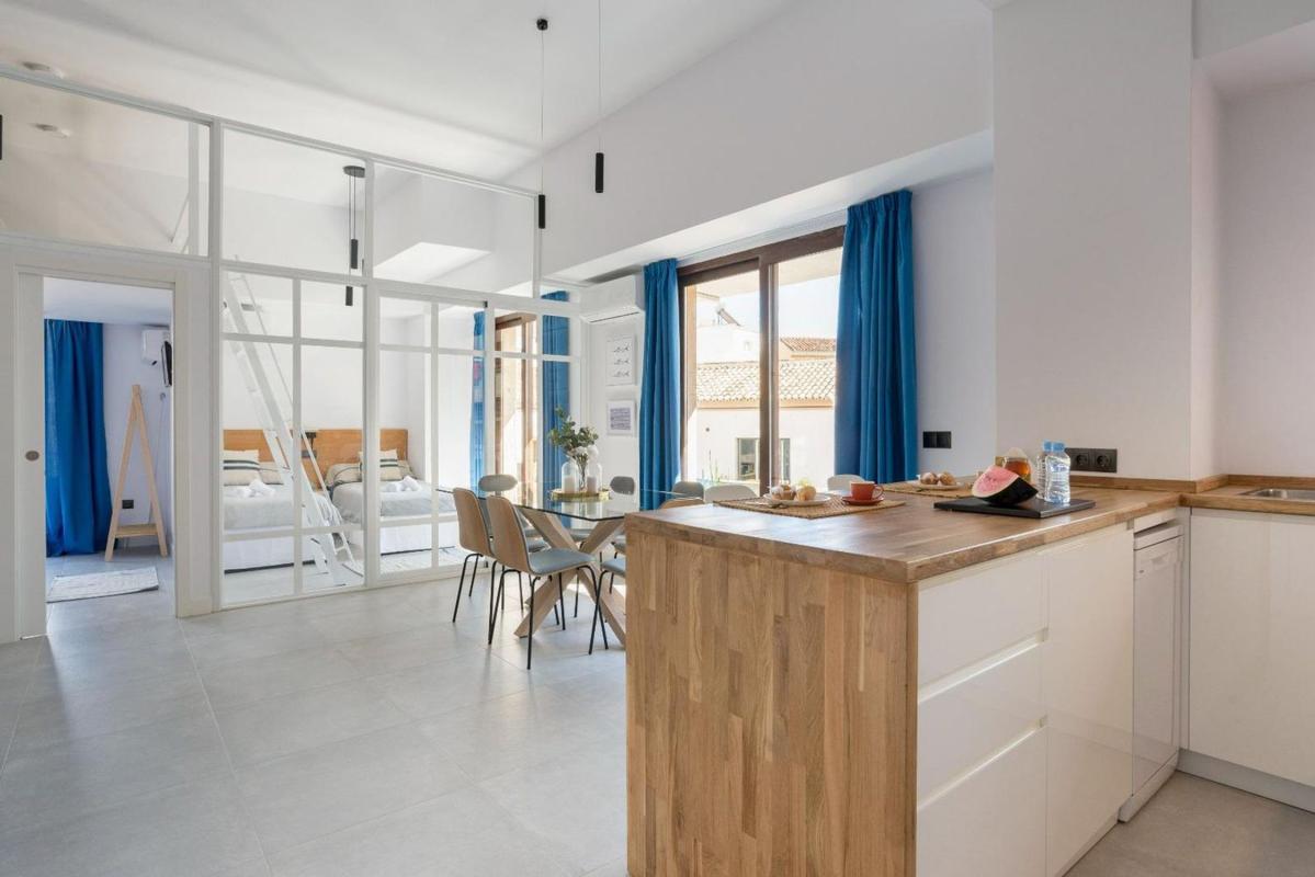 Sale of apartment in Piso en El Bajondillo, Torremolinos, Torremolinos
photo 2